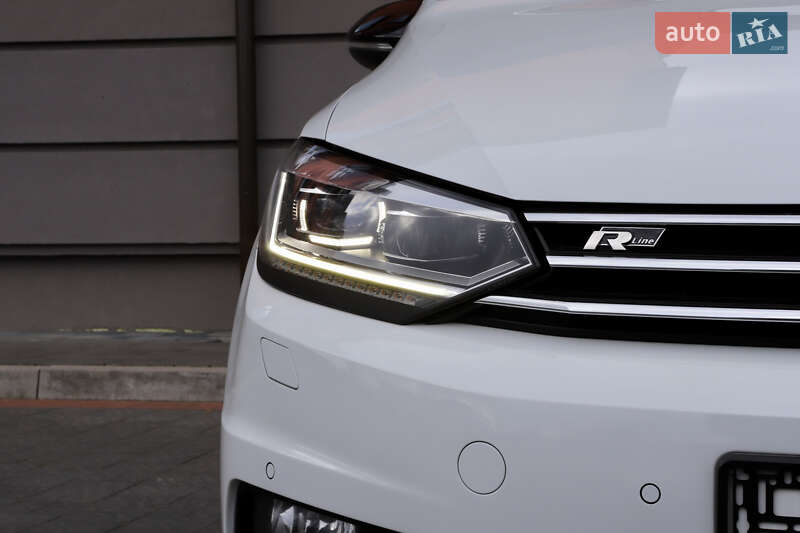 Микровэн Volkswagen Touran 2017 в Дрогобыче
