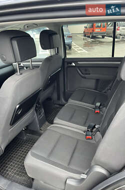 Минивэн Volkswagen Touran 2015 в 