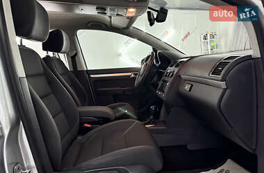Минивэн Volkswagen Touran 2014 в 