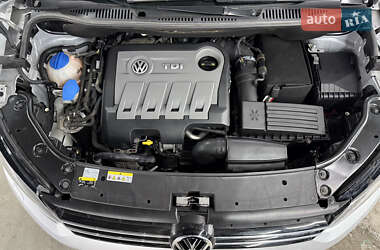Минивэн Volkswagen Touran 2014 в 