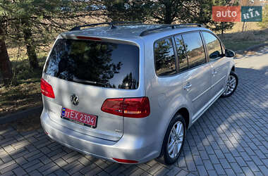 Минивэн Volkswagen Touran 2010 в 