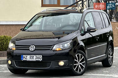 Минивэн Volkswagen Touran 2011 в 