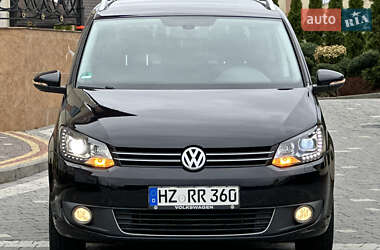 Минивэн Volkswagen Touran 2011 в 