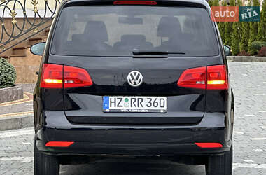 Минивэн Volkswagen Touran 2011 в 