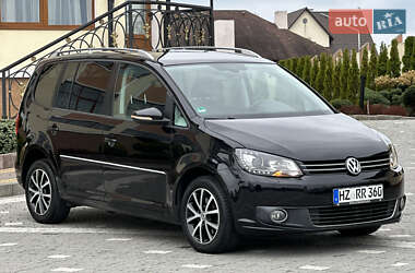 Минивэн Volkswagen Touran 2011 в 
