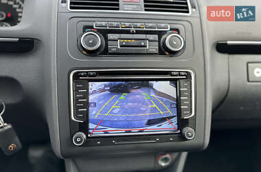 Минивэн Volkswagen Touran 2011 в 
