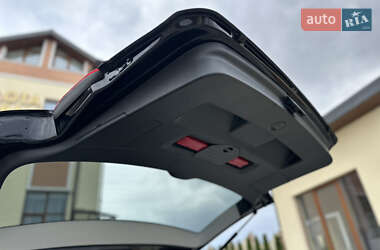 Минивэн Volkswagen Touran 2011 в 
