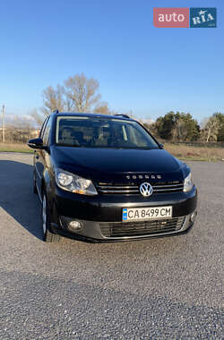 Мінівен Volkswagen Touran 2010 в 