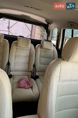 Минивэн Volkswagen Touran 2013 в 
