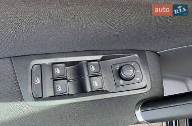 Микровэн Volkswagen Touran 2020 в 