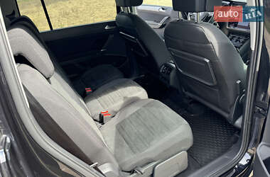 Микровэн Volkswagen Touran 2020 в 