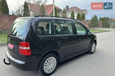 Мінівен Volkswagen Touran 2005 в 