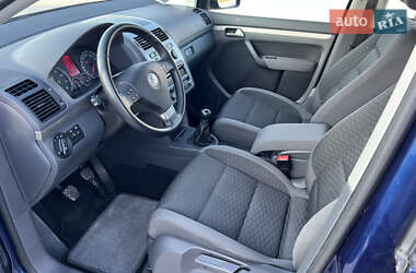 Мінівен Volkswagen Touran 2008 в 