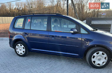 Мінівен Volkswagen Touran 2008 в 