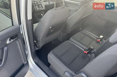 Мінівен Volkswagen Touran 2012 в 