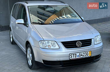 Минивэн Volkswagen Touran 2006 в 