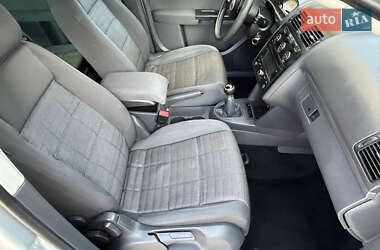 Минивэн Volkswagen Touran 2006 в 