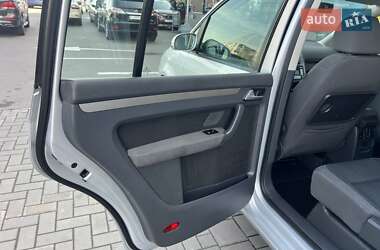 Минивэн Volkswagen Touran 2007 в 