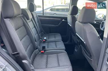 Минивэн Volkswagen Touran 2007 в 