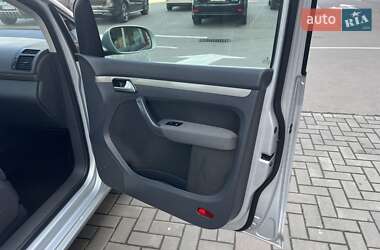 Минивэн Volkswagen Touran 2007 в 