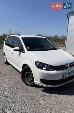 Минивэн Volkswagen Touran 2013 в 