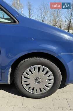 Минивэн Volkswagen Touran 2009 в 