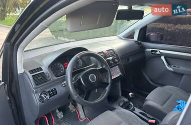 Минивэн Volkswagen Touran 2004 в 