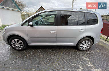 Минивэн Volkswagen Touran 2013 в 