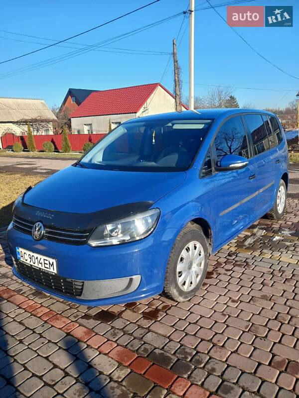 Минивэн Volkswagen Touran 2011 в Луцке