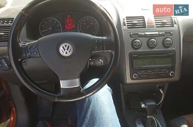 Минивэн Volkswagen Touran 2008 в 