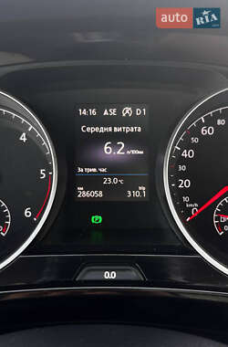 Мікровен Volkswagen Touran 2017 в 