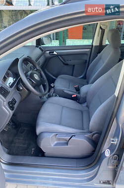 Мінівен Volkswagen Touran 2006 в 