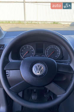 Мінівен Volkswagen Touran 2006 в 