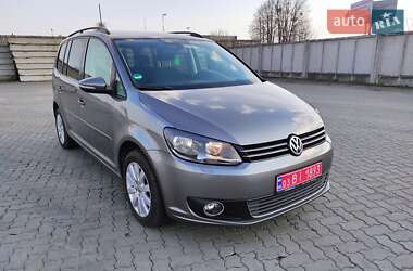 Мінівен Volkswagen Touran 2010 в 