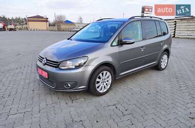 Мінівен Volkswagen Touran 2010 в 