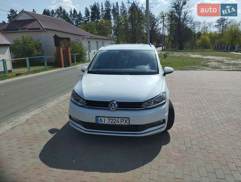Микровэн Volkswagen Touran 2019 в Бородянке
