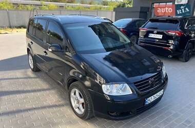 Мінівен Volkswagen Touran 2005 в 