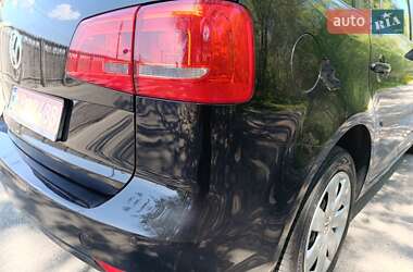 Минивэн Volkswagen Touran 2011 в 