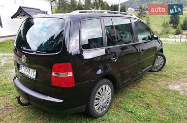 Мінівен Volkswagen Touran 2006 в 