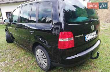 Мінівен Volkswagen Touran 2006 в 
