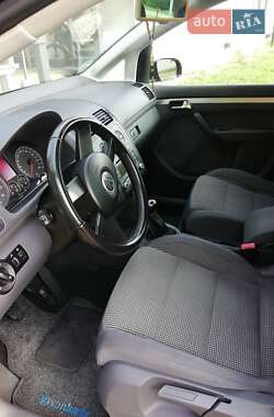 Мінівен Volkswagen Touran 2006 в 