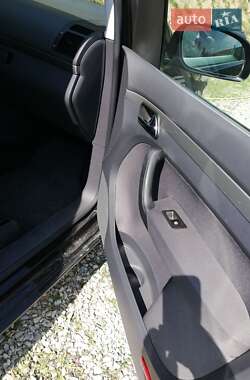 Мінівен Volkswagen Touran 2006 в 