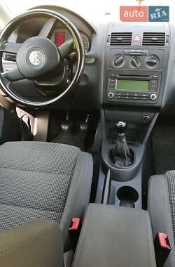 Мінівен Volkswagen Touran 2006 в 