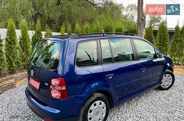 Минивэн Volkswagen Touran 2007 в 