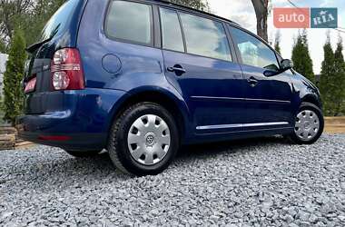 Минивэн Volkswagen Touran 2007 в 