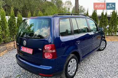 Минивэн Volkswagen Touran 2007 в 
