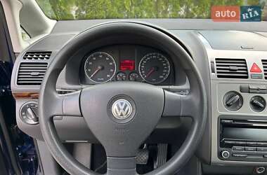 Минивэн Volkswagen Touran 2007 в 