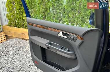 Минивэн Volkswagen Touran 2007 в 