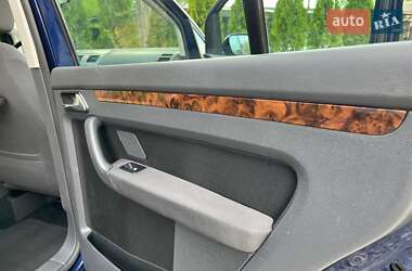 Минивэн Volkswagen Touran 2007 в 