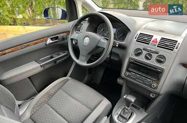 Минивэн Volkswagen Touran 2007 в 